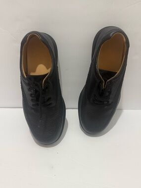 Men's Black Leather Derby Shoes with Cushioned Insole